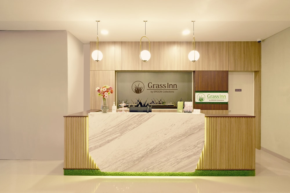 Grass Inn Hotel by Ergon Collections 1/19