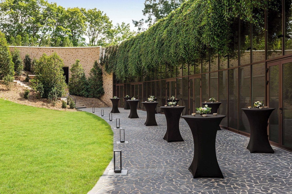 Dolce by Wyndham Versailles - Domaine du Montcel 44/48