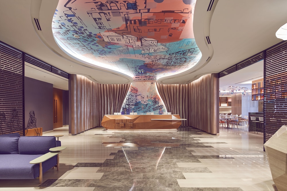 Capri By Fraser, China Square / Singapore 7/83