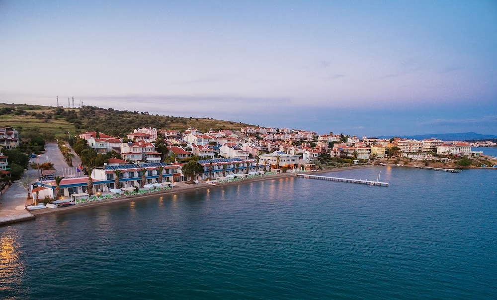 Cunda Oteli 29/41