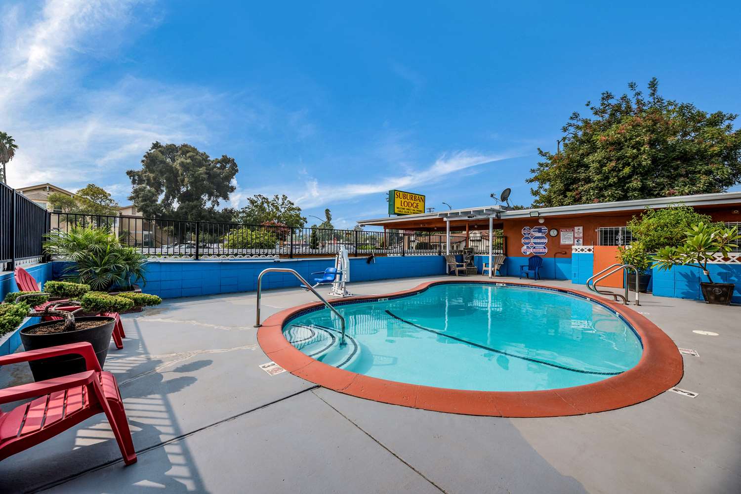 Rodeway Inn Modesto near Downtown CA 24/24