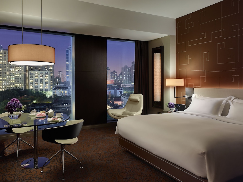 The Langham Shanghai Xintiandi 24/83