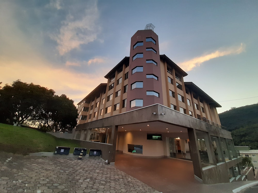 Zanon Hotel 43/48