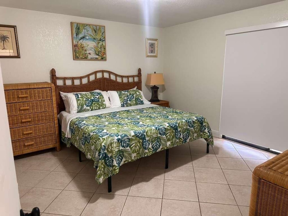 Port St Lucie 3BD -2B 1/32