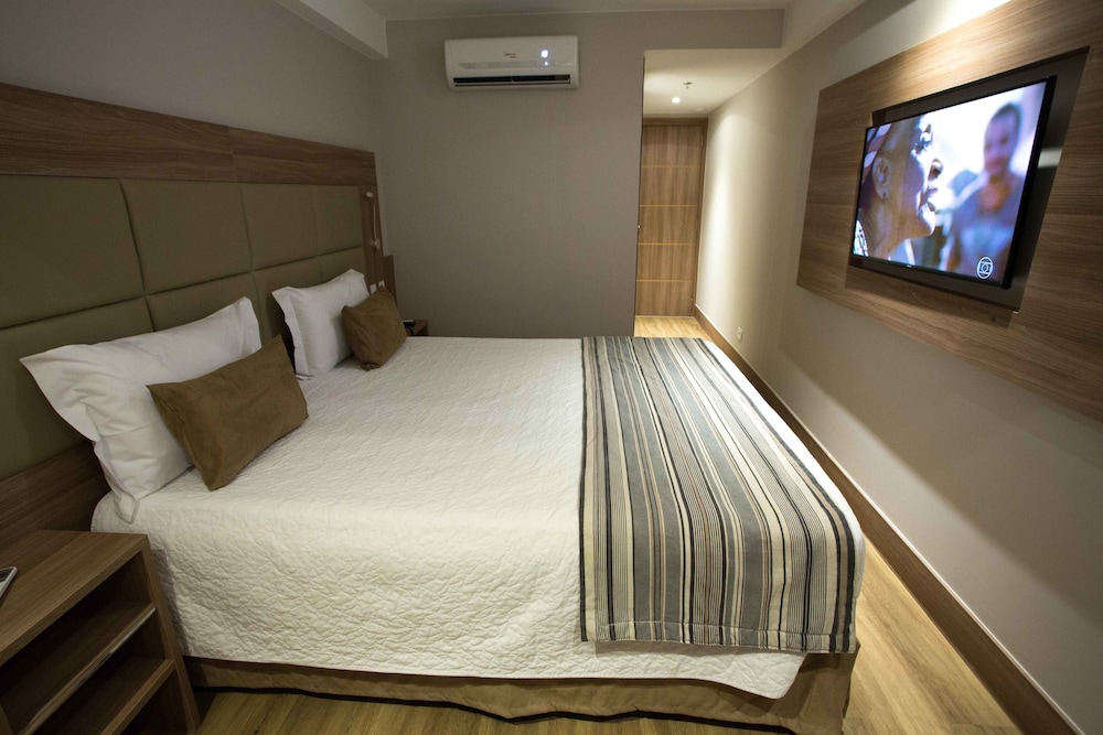 SUPERIOR, KING BED, CITY VIEW