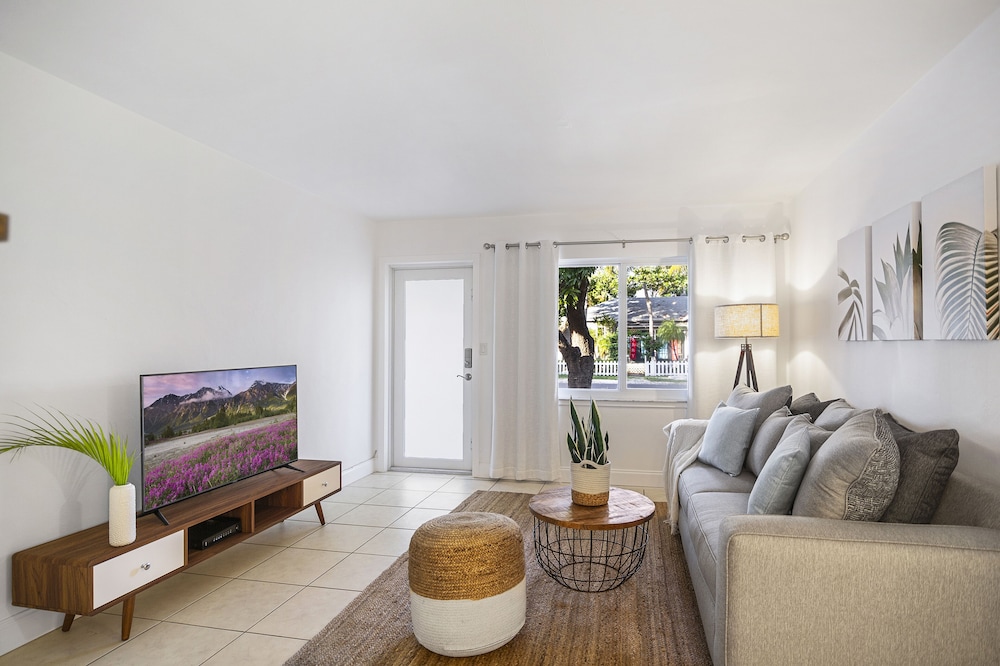 Alani Bay Luxury Condos Ft Lauderdale 25/49