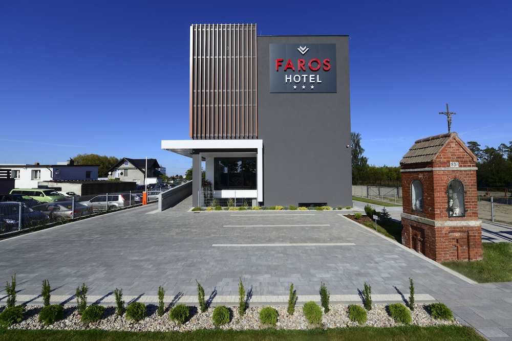 Hotel Faros 5/32