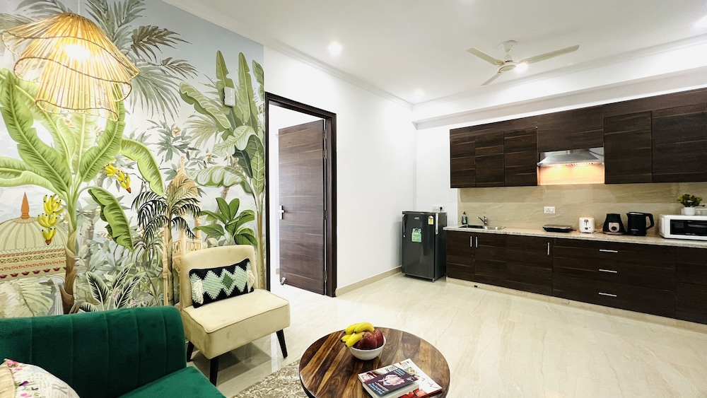 ZEN Suites Golf Course Road 13/50