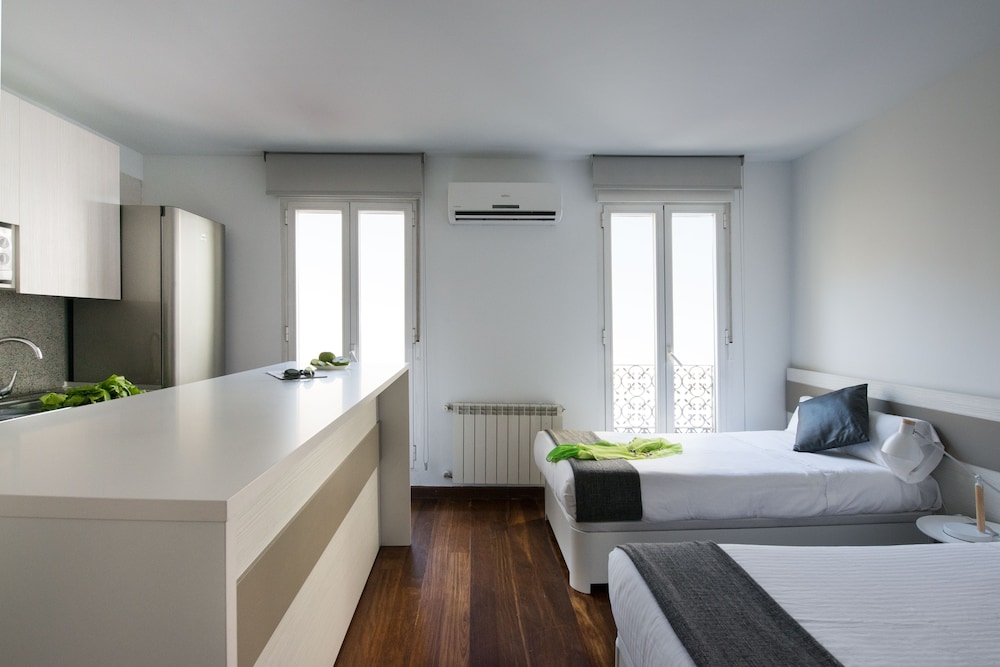 Apartamentos Roisa Centro 35/72