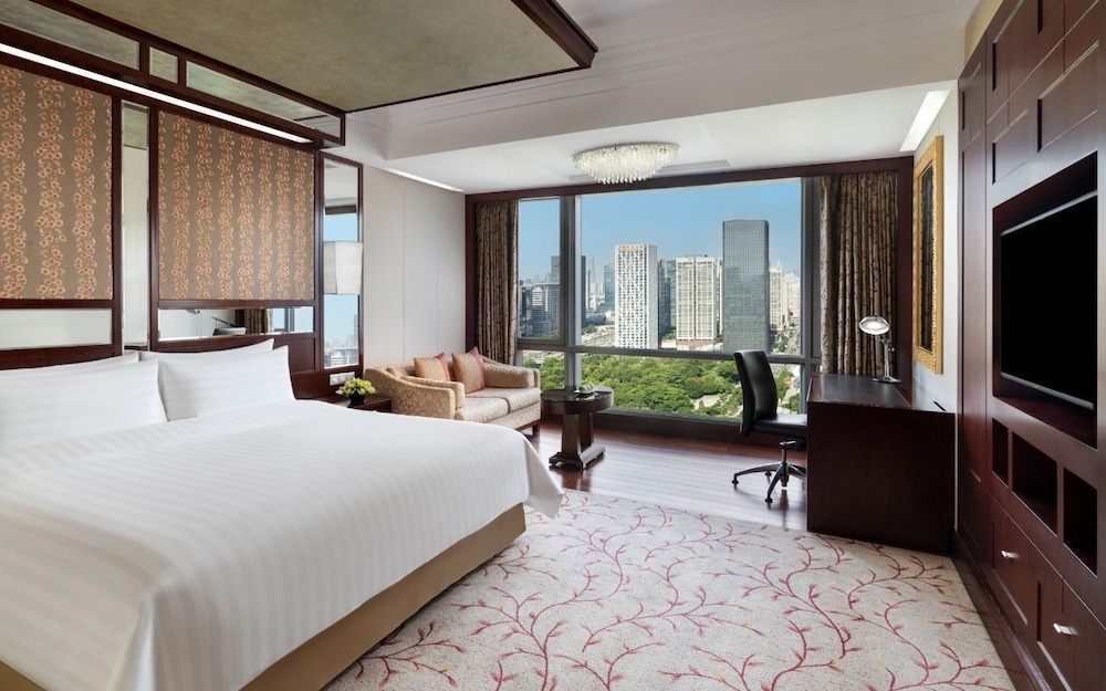 Futian Shangri-La Shenzhen 22/70