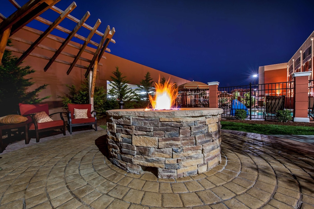 HYATT PLACE BOWLING GREEN 6/73