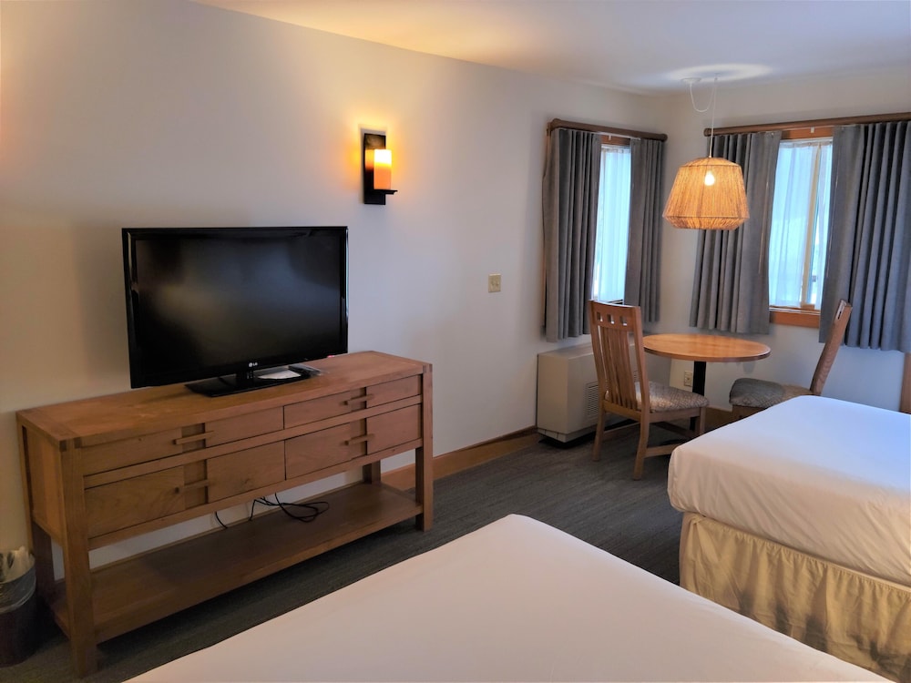 Minnewaska Lodge 11/27