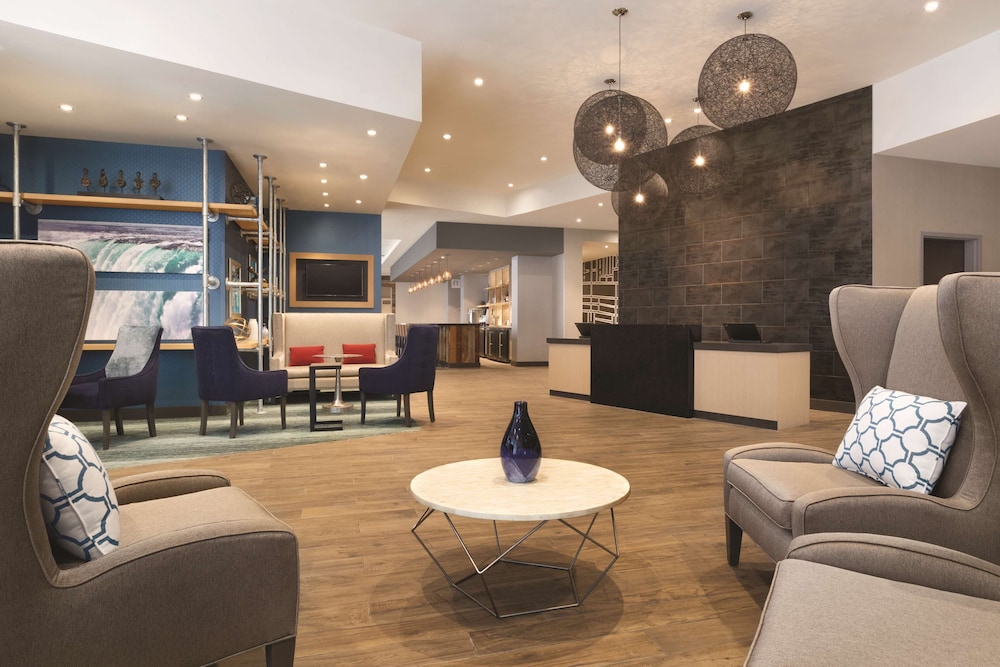 Hyatt Place Niagara Falls 23/51