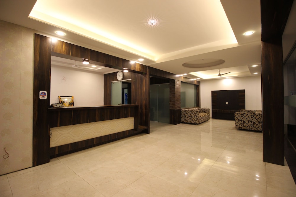 Hotel Yog Palace 13/50