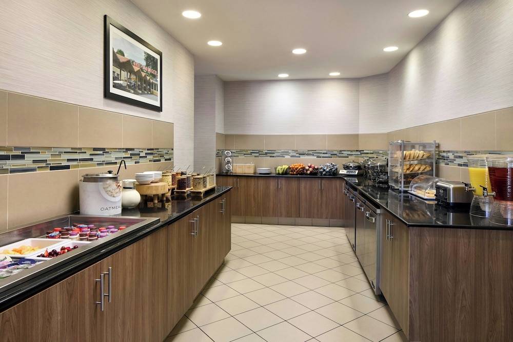 Residence Inn by Marriott Uptown Charlotte 38/50