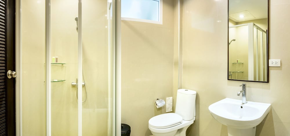 Qiu Hotel Sukhumvit 45/50