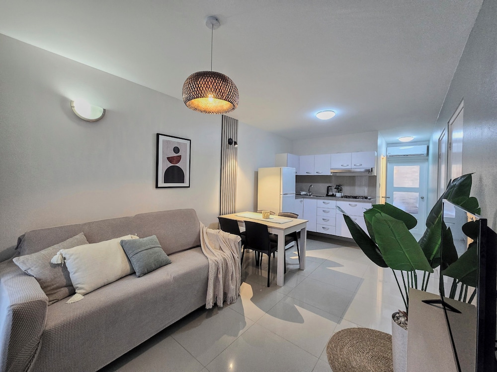 Bubali Villa And Apartments 52/70
