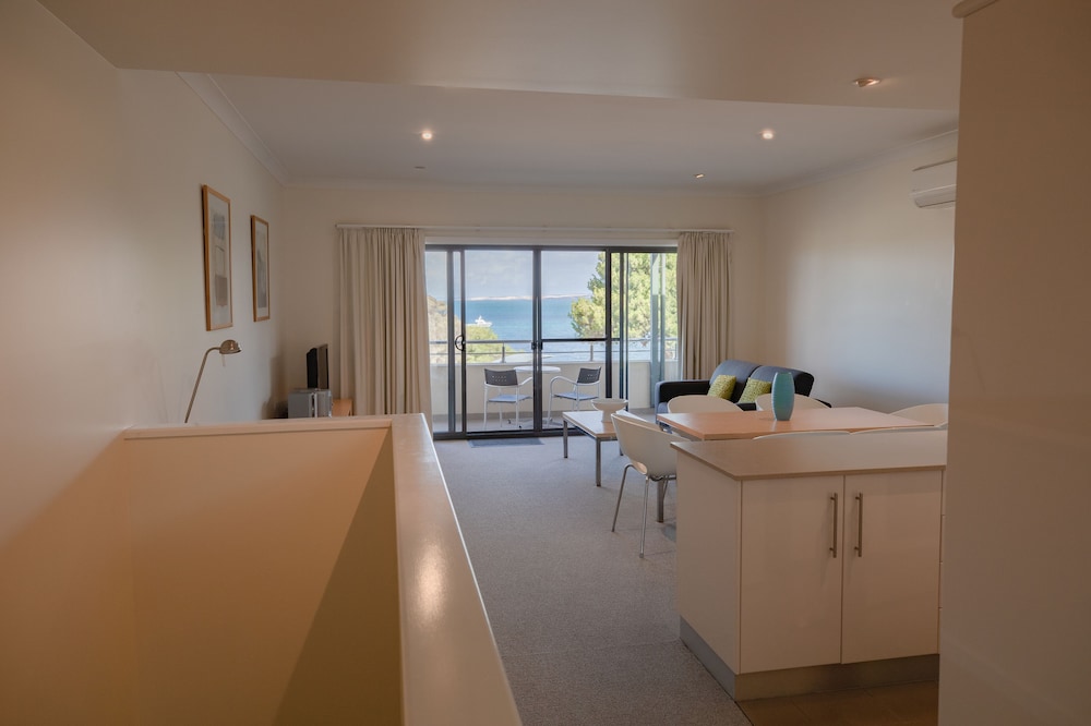 Ozone Hotel Kangaroo Island 44/68