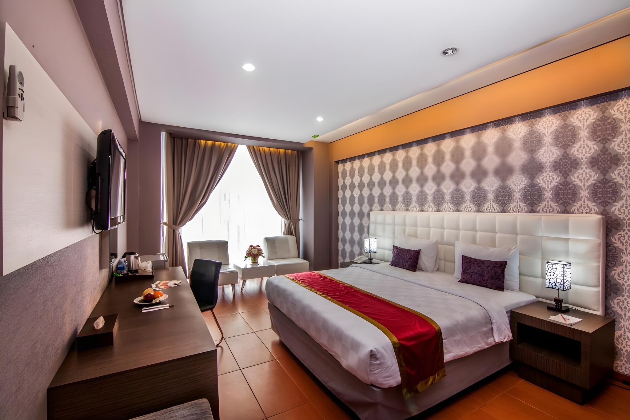 The Rizen Hotel 6/22