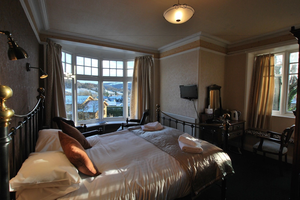 Sun Hotel 1/46