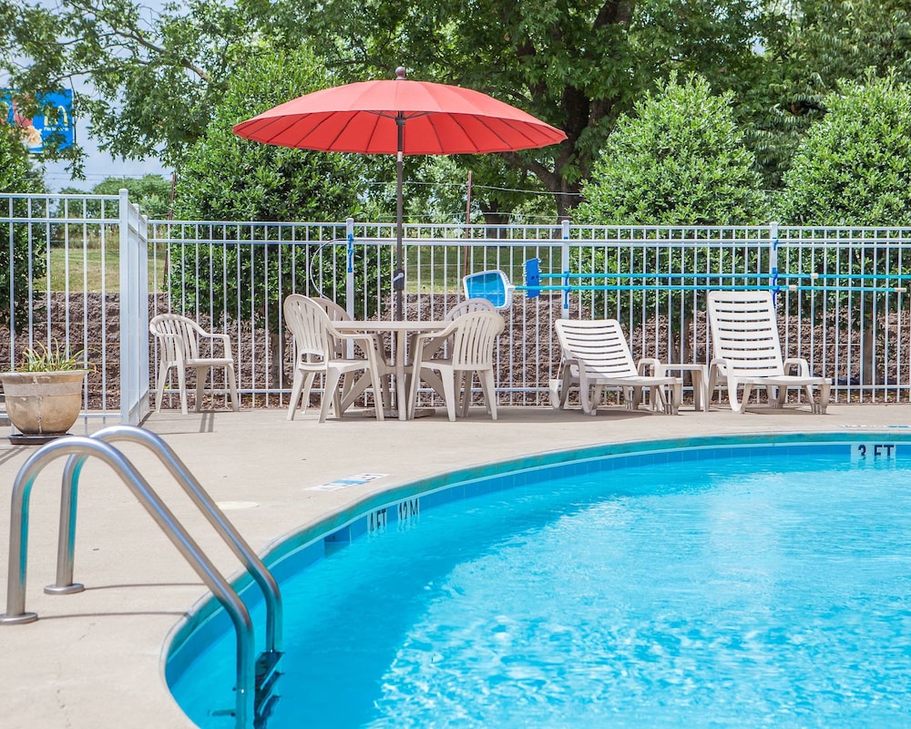 Comfort Inn Suites Tuscumbia Muscle Shoals 1/45