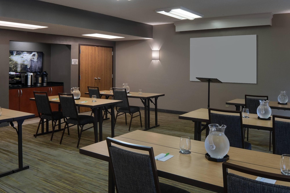 Courtyard by Marriott Jacksonville at the Mayo Clinic Campus/Beaches 40/43