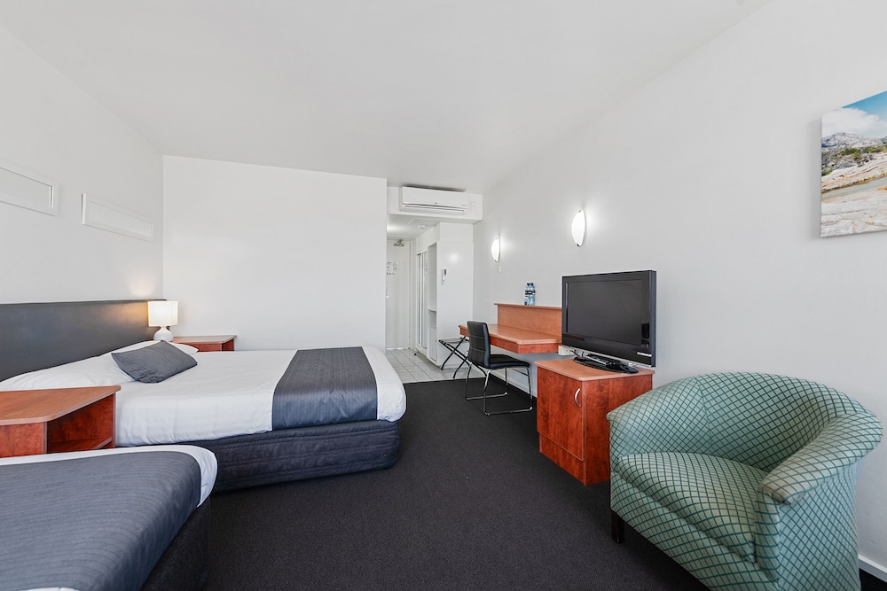 Coach House Launceston 37/52