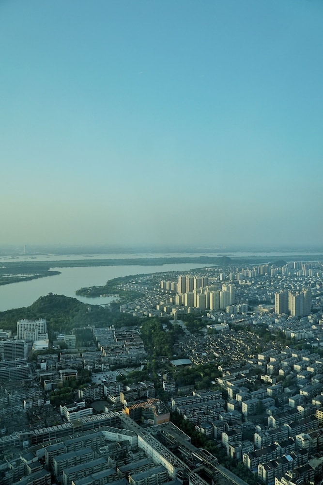 Hyatt Regency Zhenjiang 74/79