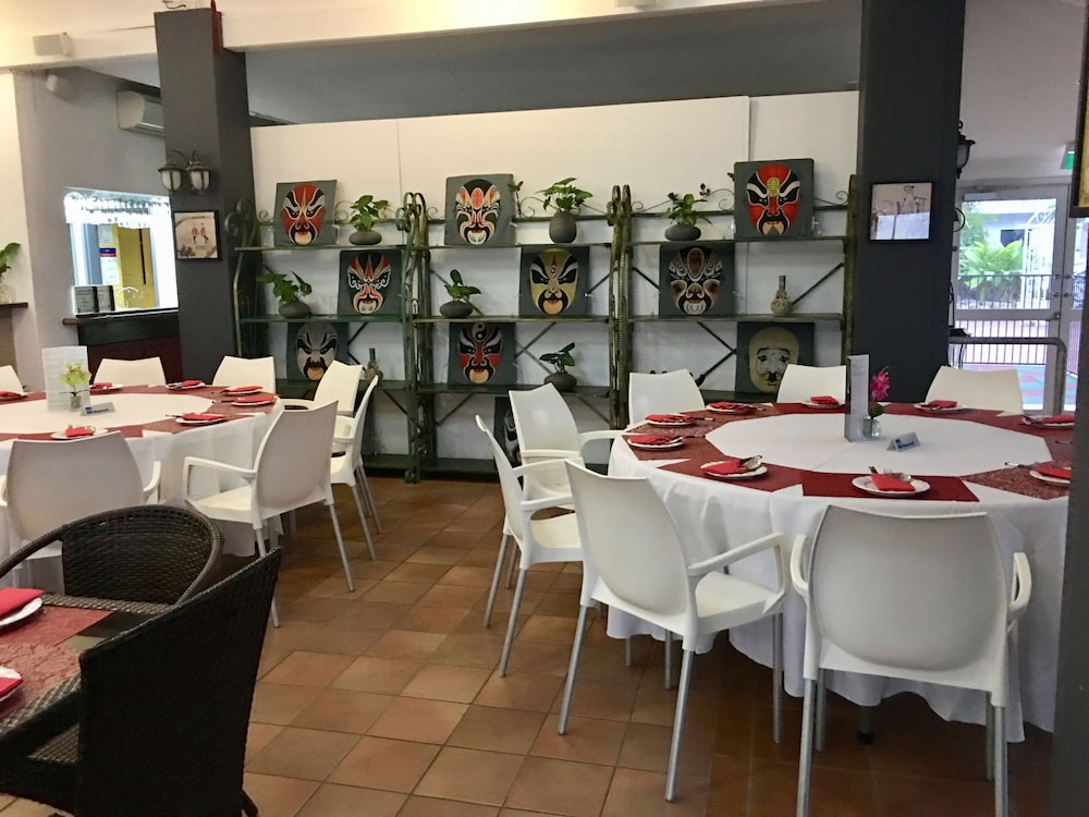 South Cairns Resort 24/50