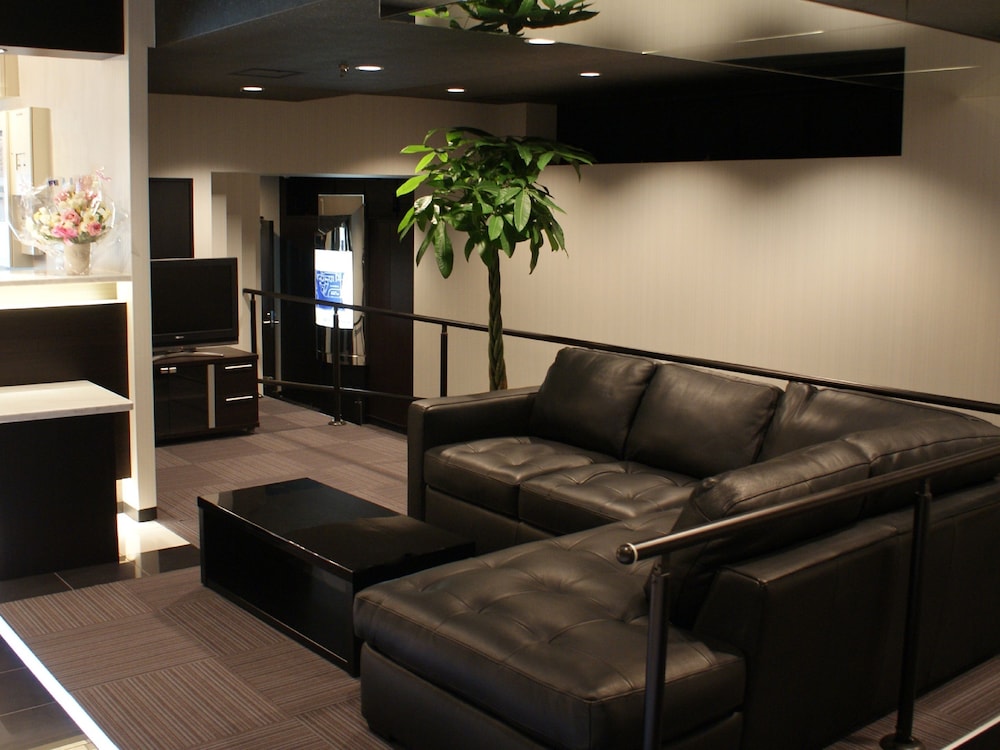 Hotel LiVEMAX Esaka 33/43