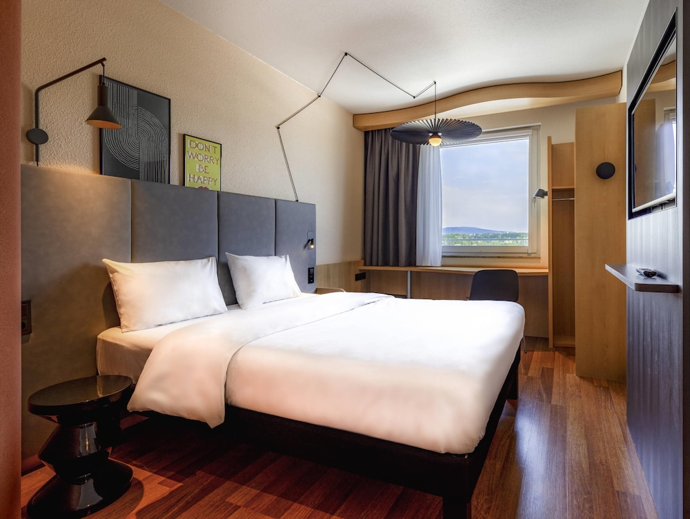 Hotel Ibis Friedrichshafen Airport Messe 30/70