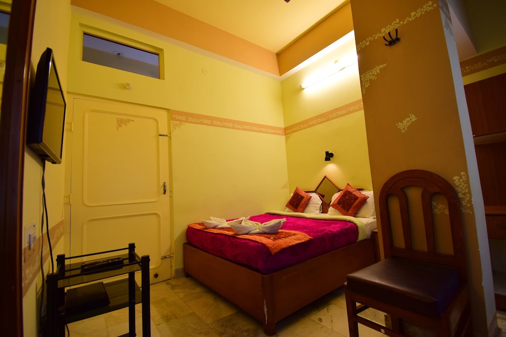 Bani Park Hotel 17/56