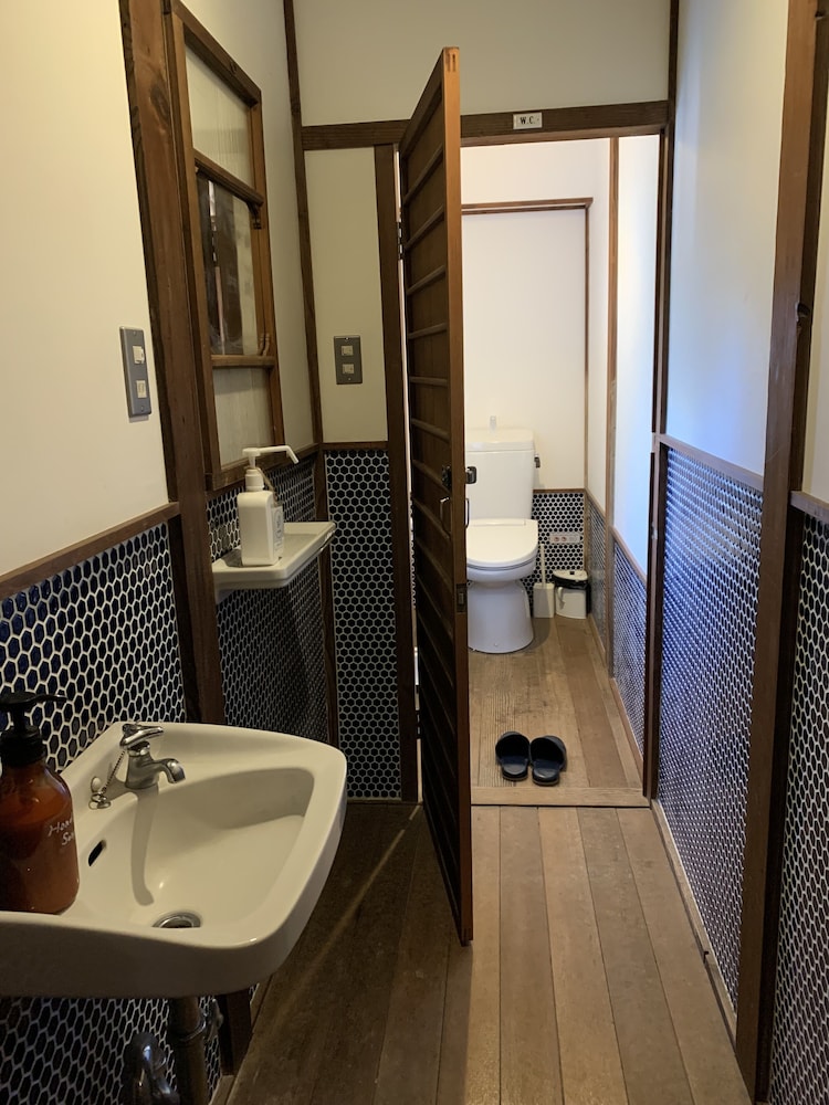 Onomichi Guest House Miharashi-Tei - Hostel 69/72