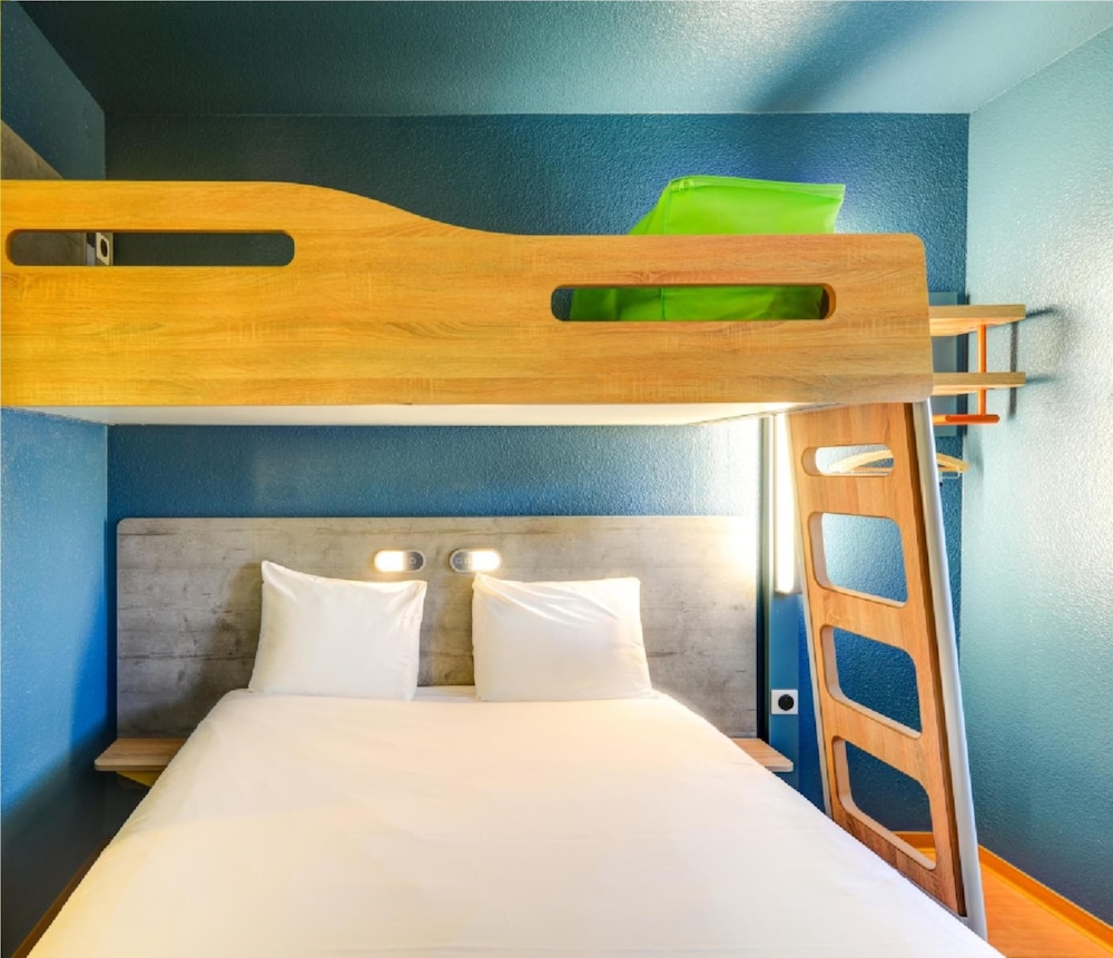 IBIS BUDGET RUEIL MALMAISON 23/47