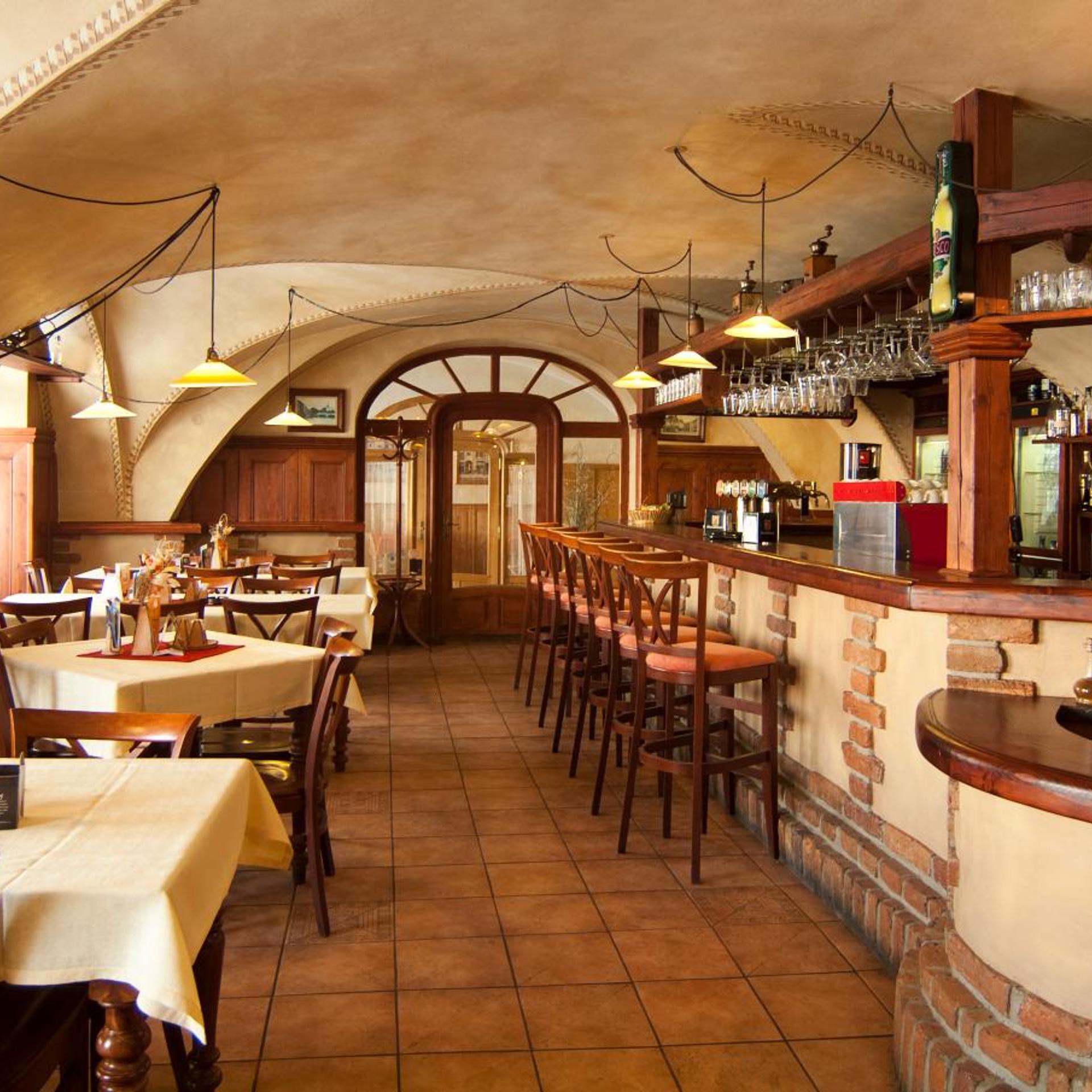 Hotel & Caffe Silesia 42/50