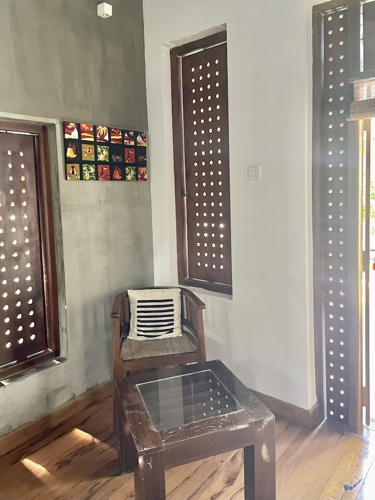 Isana Beach House photo5