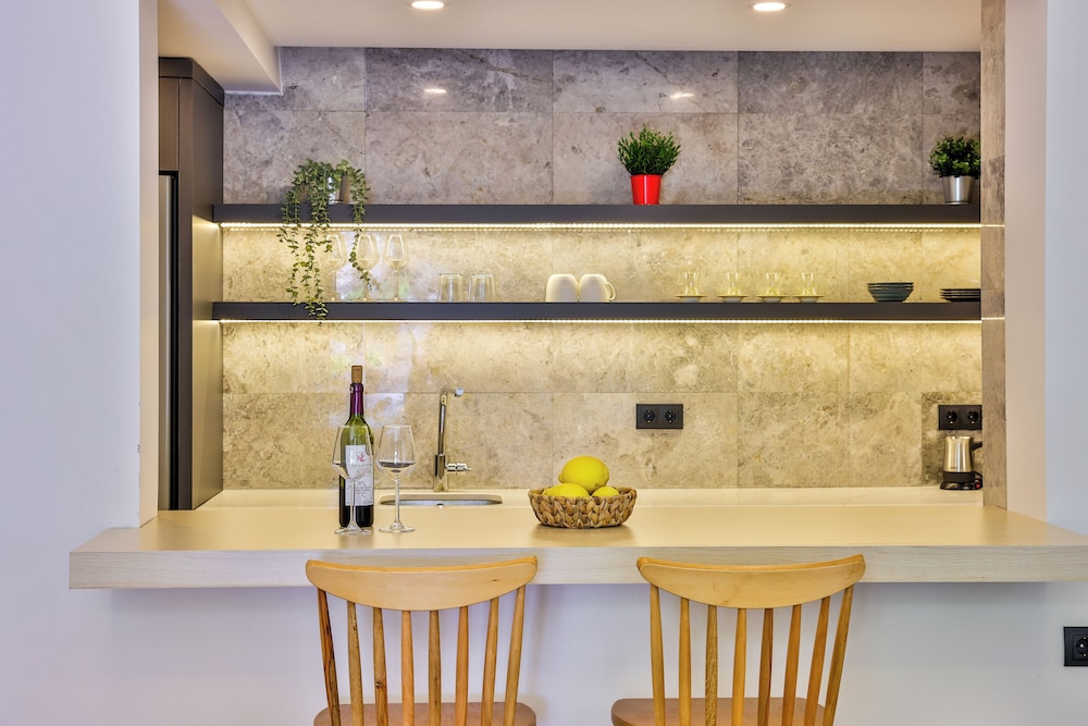 Sole Suites 33/49