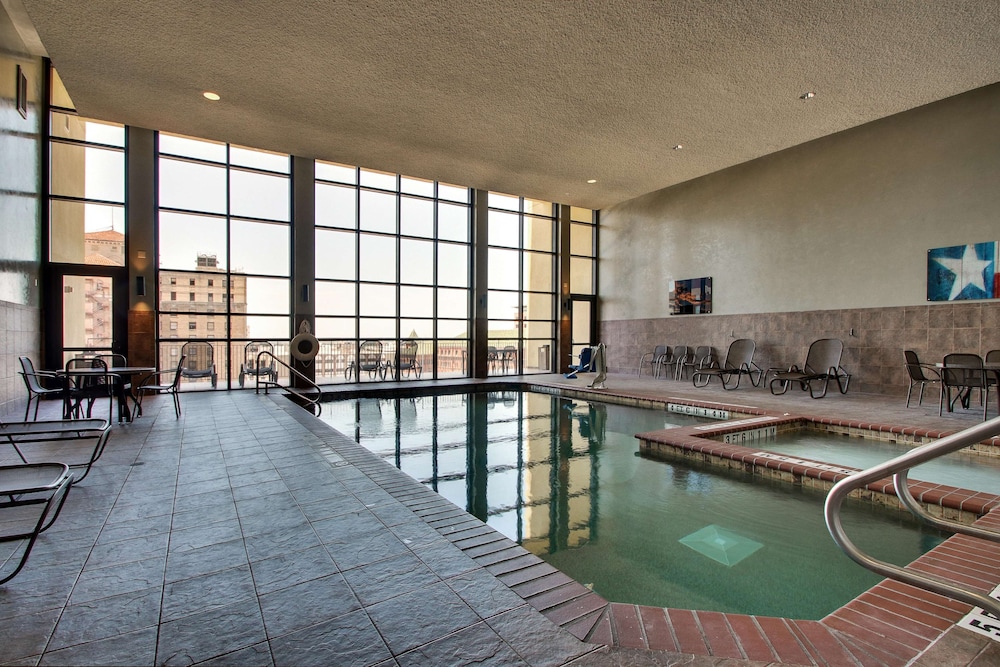 Drury Plaza Hotel San Antonio Riverwalk 19/43
