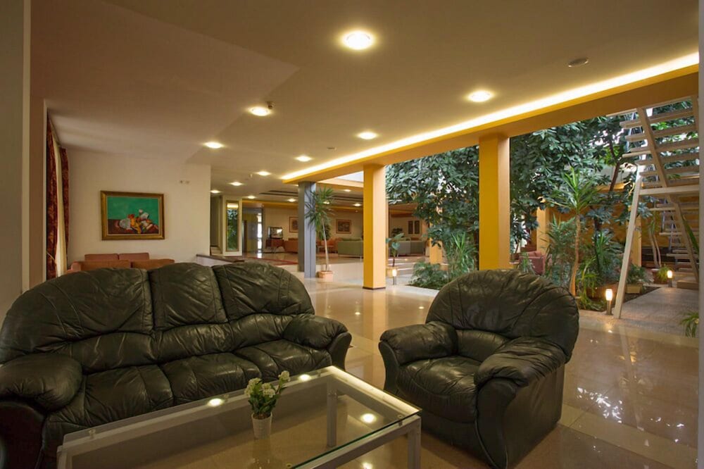 Bankya Palace 33/64
