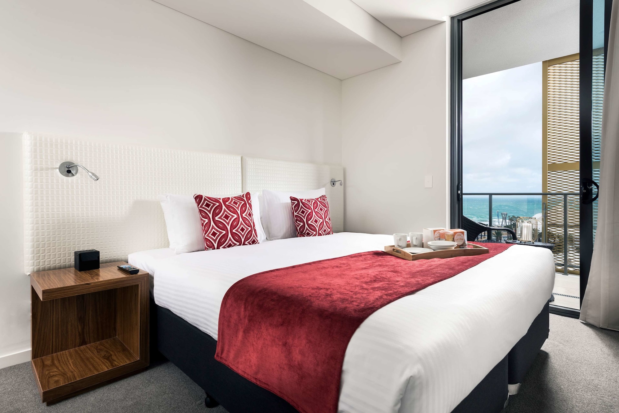2 BEDROOMS, PREMIER, APARTMENT