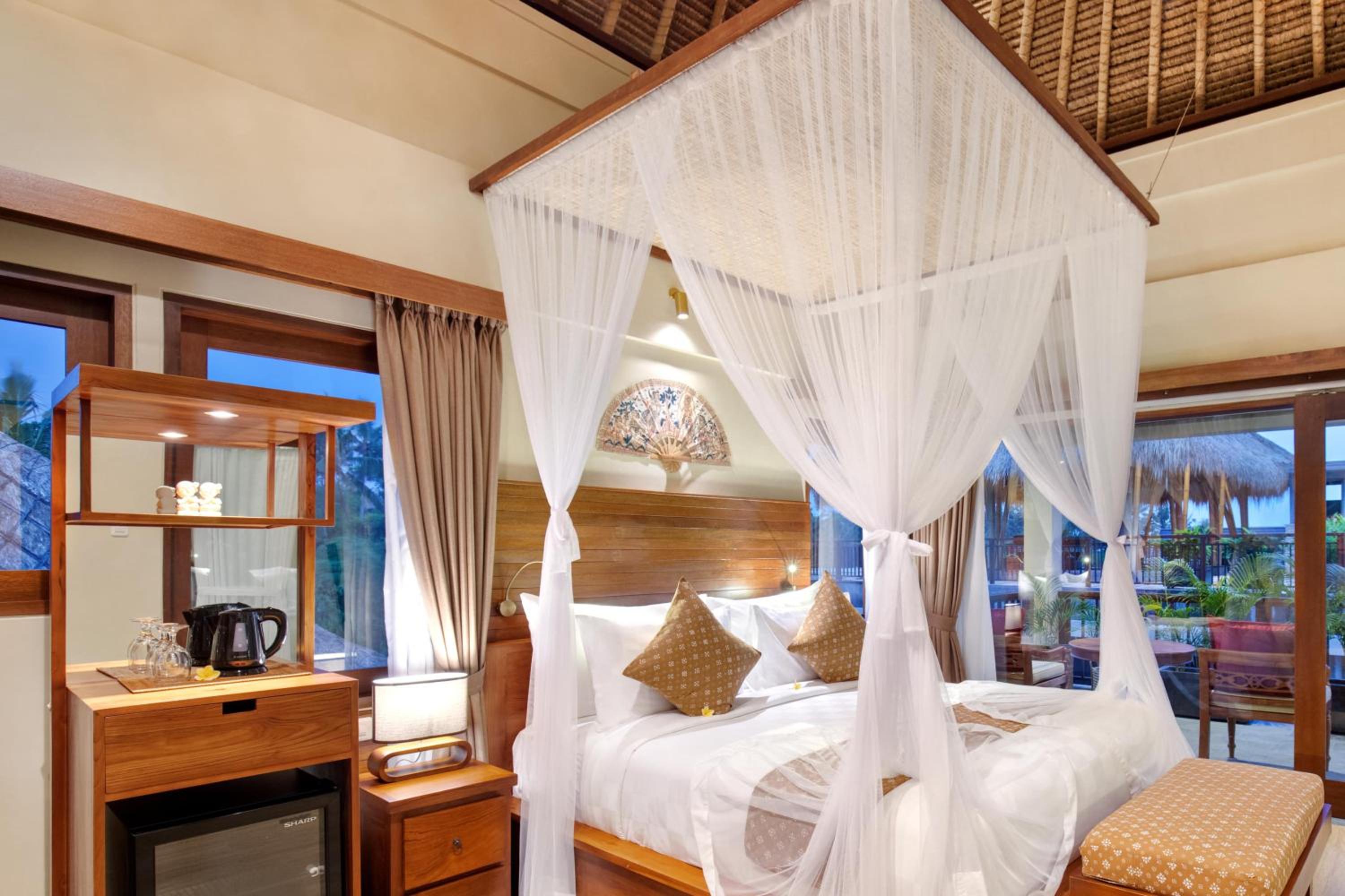 Honeymoon, Suite