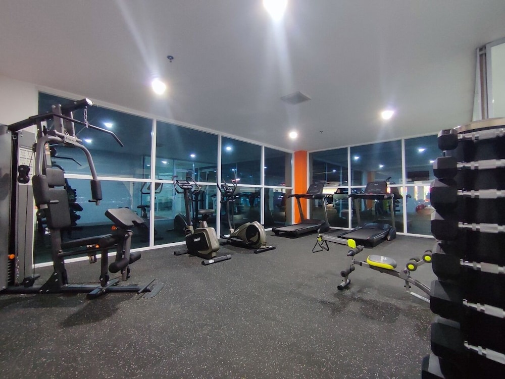 Unhas Hotel and Convention 18/50