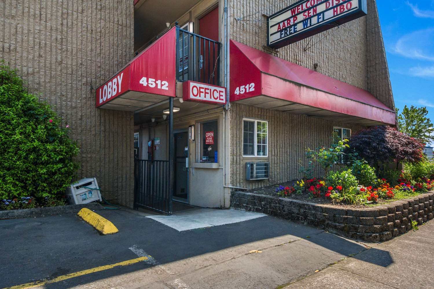 Motel6 Portland, OR – Southeast 22/26