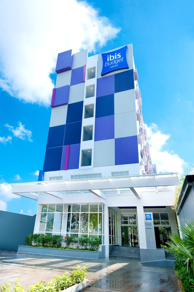 Ibis Budget Semarang Tendean 3/54