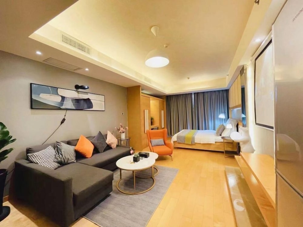 Sanlitun Xin Xiang Ya Yuan Apartment 37/49