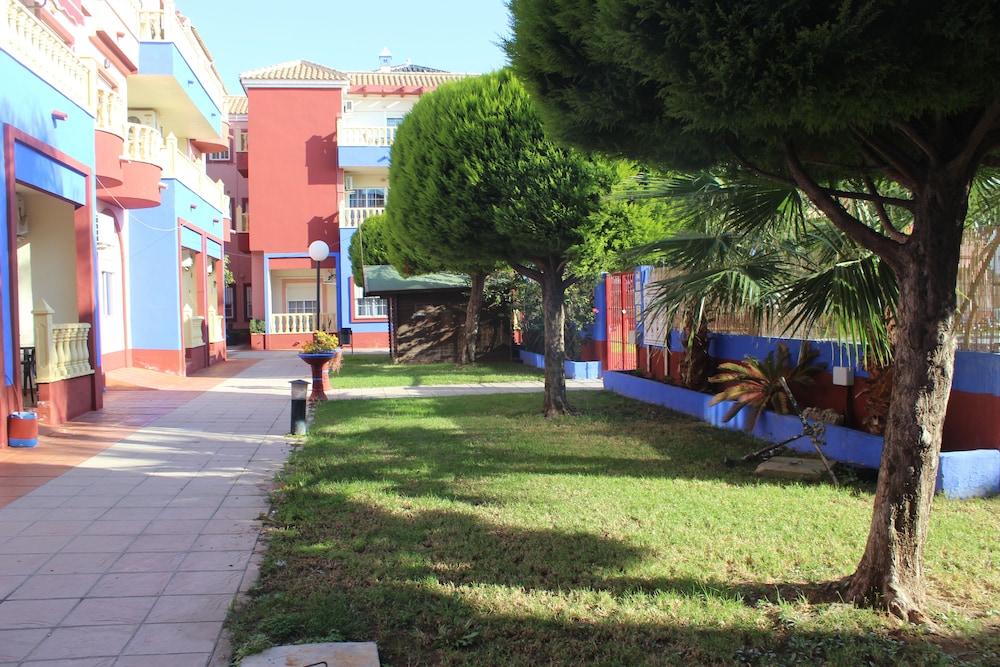 APARTAMENTOS MARINA INTERNACIONAL 42/50