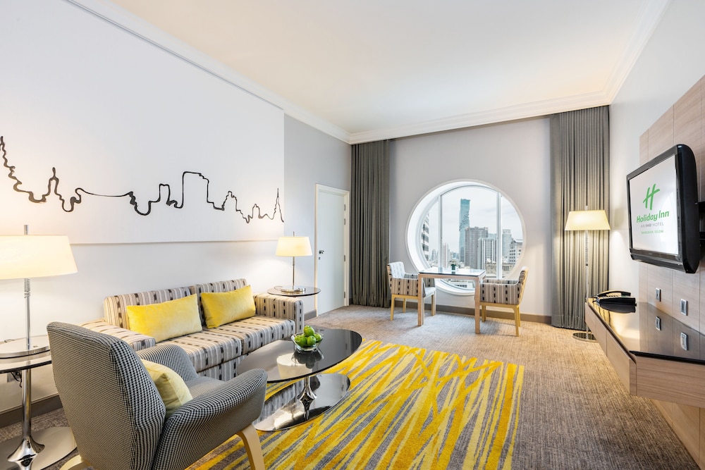 Holiday Inn Bangkok Silom 47/74