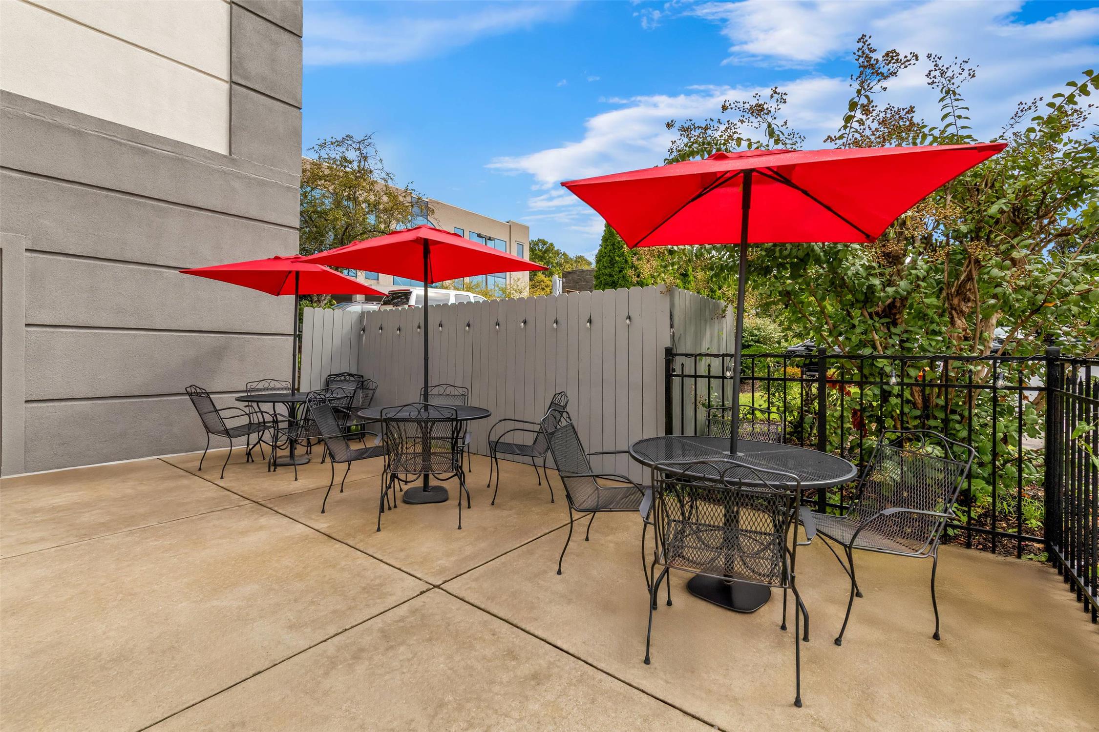 Brentwood Suites Nashville, an Ascend Collection Hotel 21/30