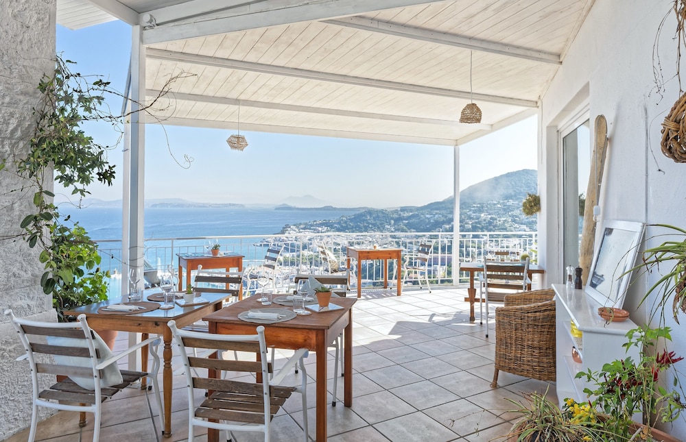 Paradise Relais Villa Janto 50/77
