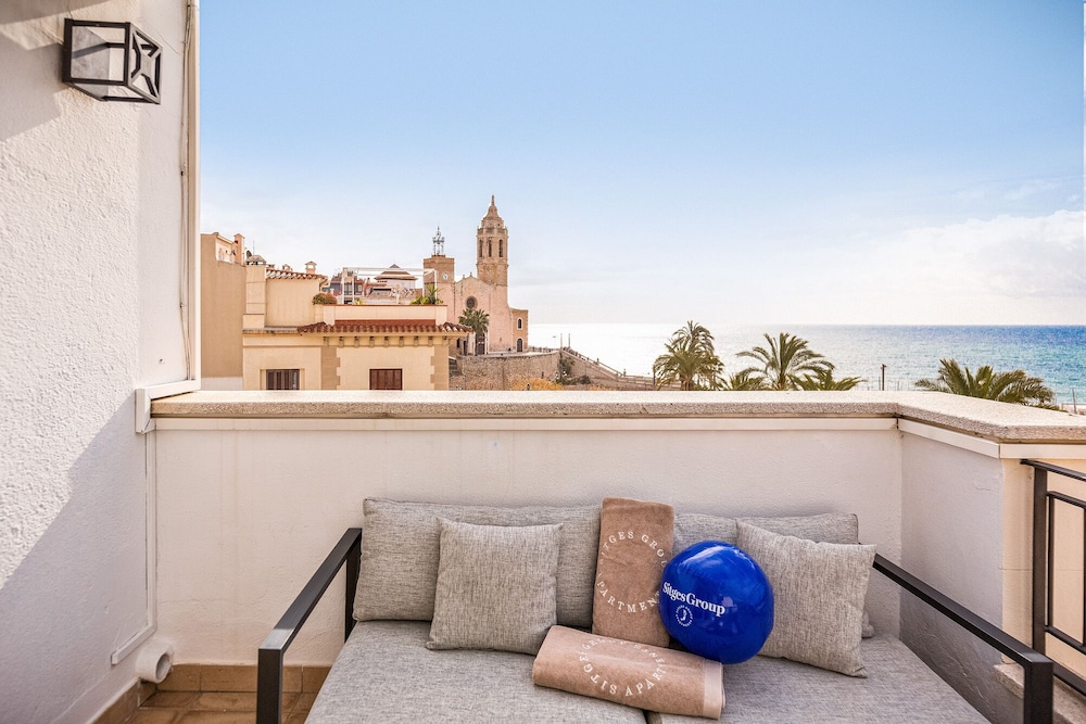 Sitges Group Ribera 25/50